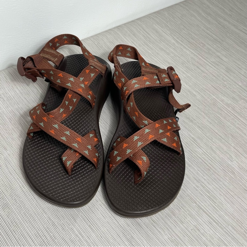 Chaco Brown Sandals with Triangle Design